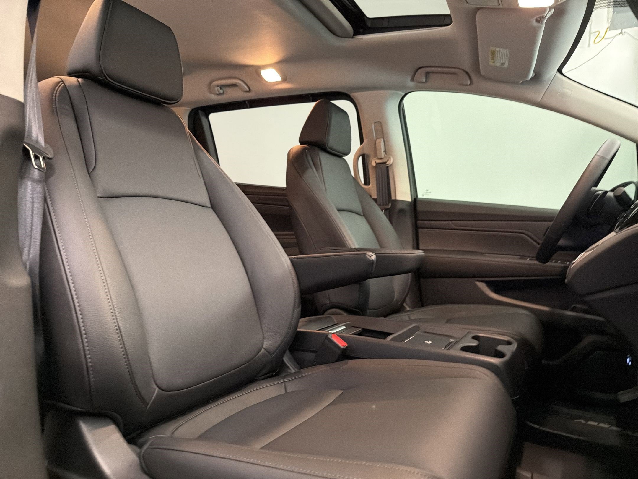 Used 2026 Honda Odyssey EX-L image 29