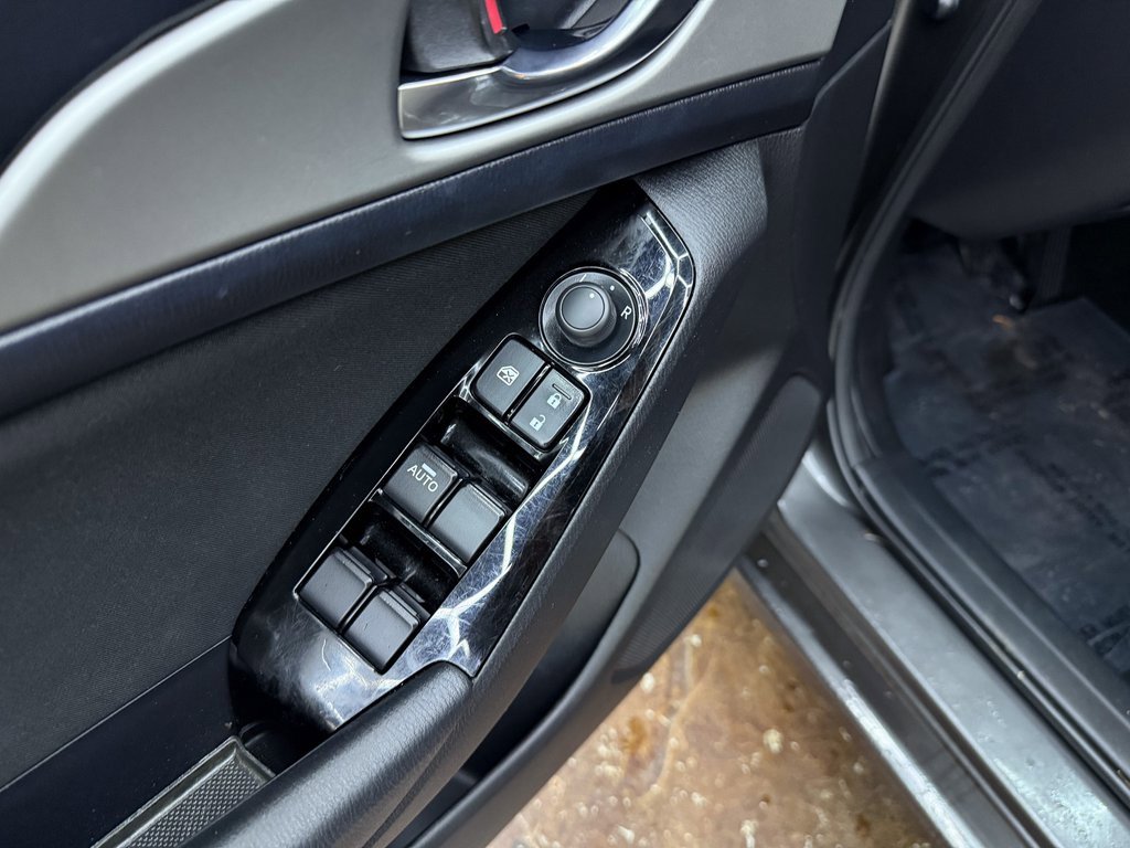 Used 2017 MAZDA MAZDA3 Sport w/ Preferred Equipment Package image 13