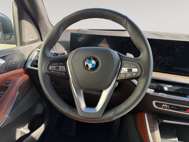 Certified 2026 BMW X5 xDrive40i w/ Climate Comfort Package AWD/4WD image 12