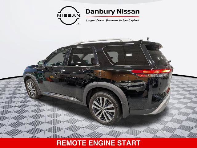 Certified 2022 Nissan Pathfinder Platinum w/ Cargo Package AWD/4WD image 6