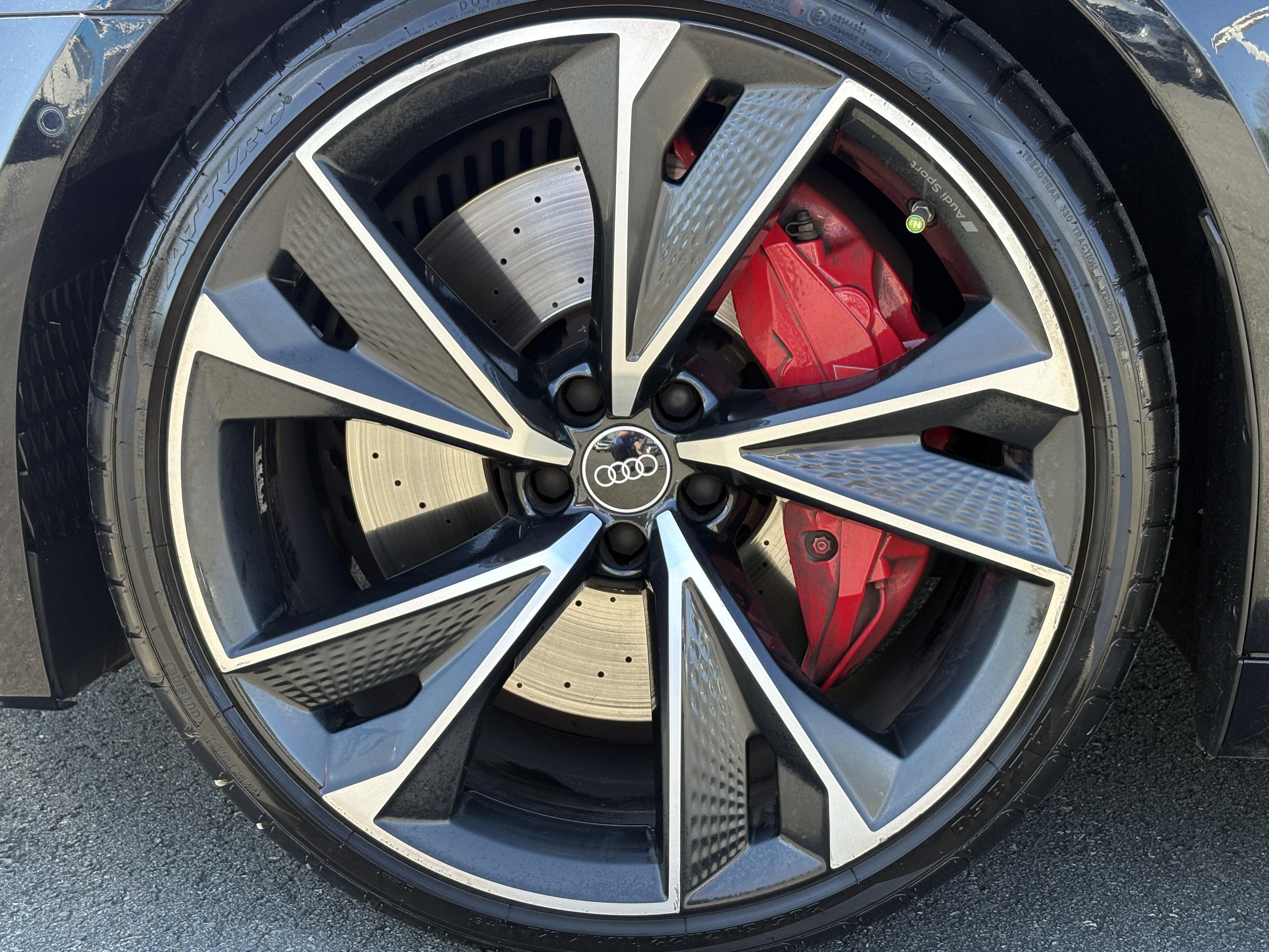 Used 2021 Audi RS 7 Sportback w/ Carbon Optic Package image 8