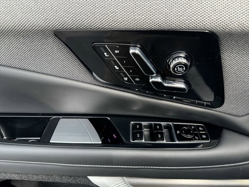 Used 2025 Cadillac Optiq Sport 2 image 14