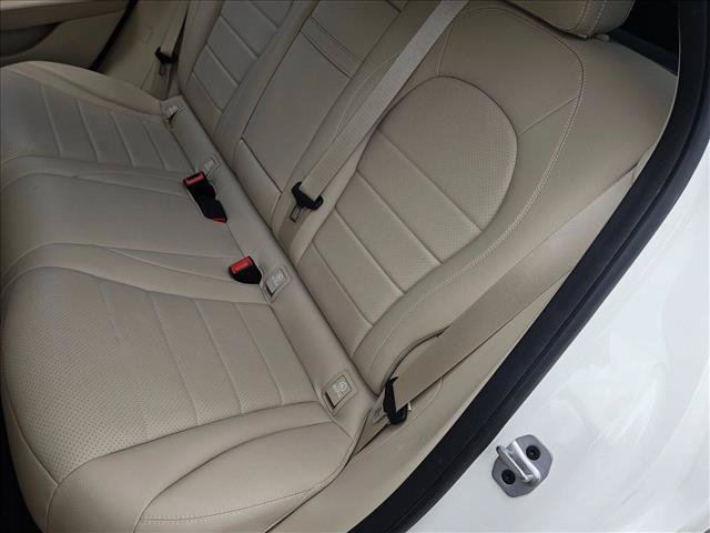 Used 2021 Mercedes-Benz GLC 300 image 15