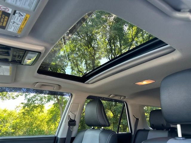 Used 2019 Toyota 4Runner SR5 Premium AWD/4WD image 19