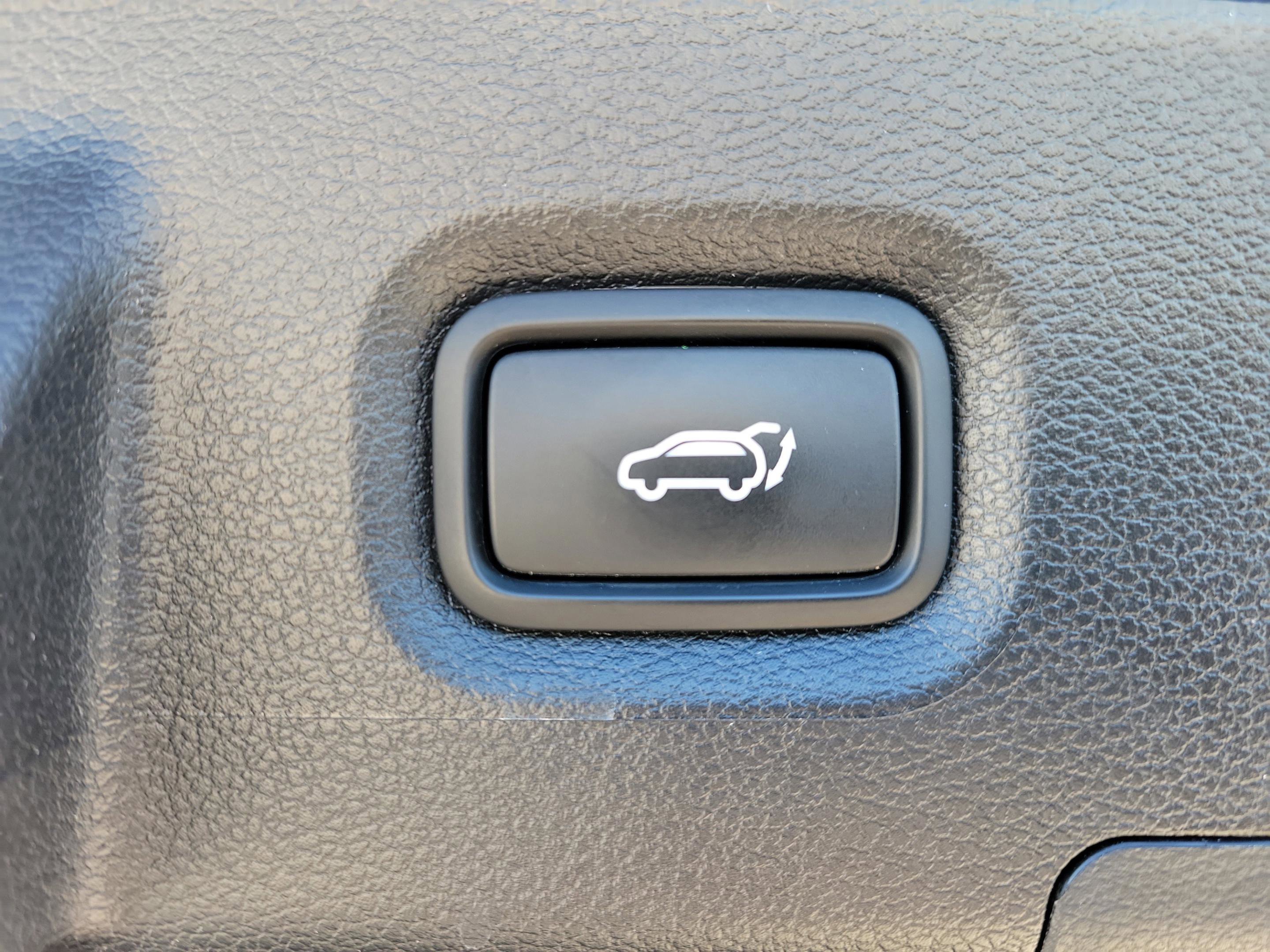 Certified 2023 Hyundai Santa Fe SEL w/ Cargo Package image 9