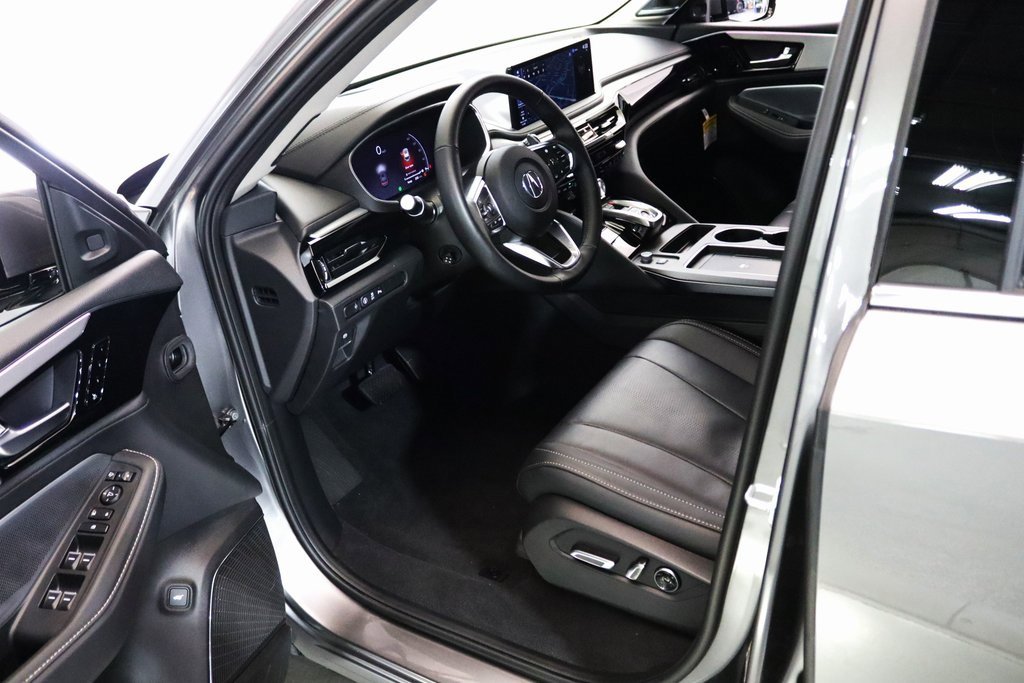 Used 2026 Acura MDX w/ Technology Package image 17