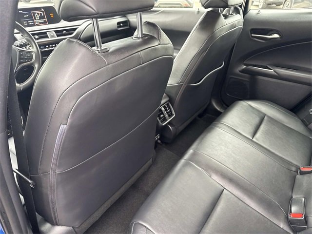 Certified 2022 Lexus UX 200 w/ Accessory Package (Z2) image 13