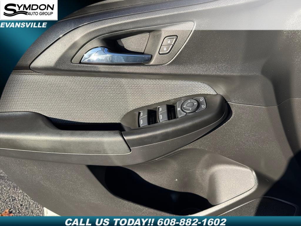 Used 2022 Chevrolet TrailBlazer LT w/ Convenience Package image 18