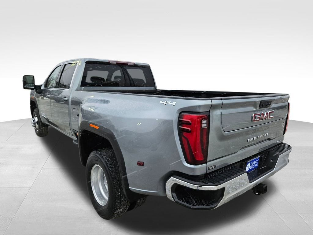 Used 2024 GMC Sierra 3500 SLE image 12