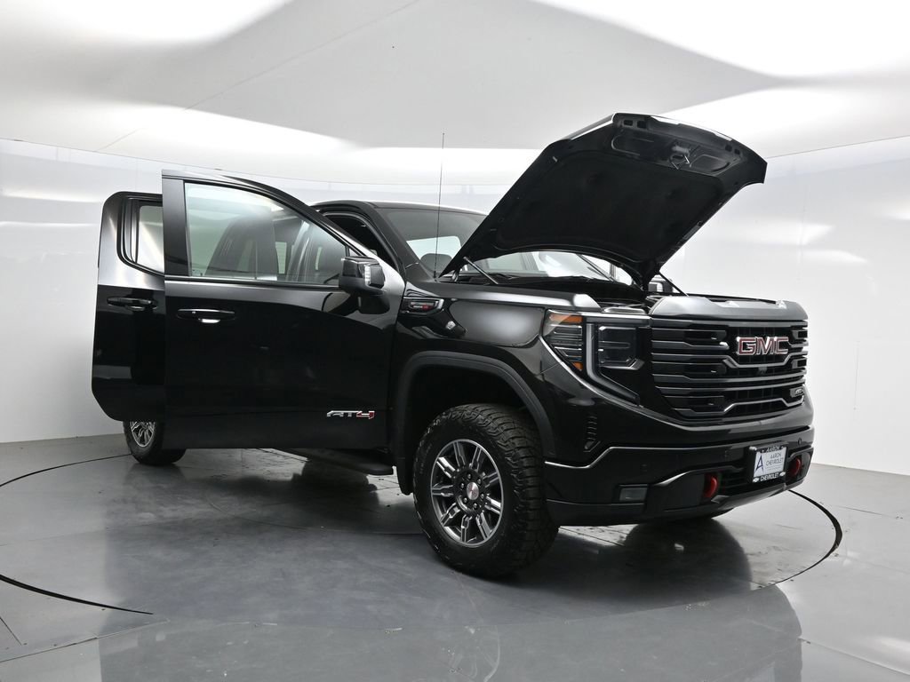 Used 2024 GMC Sierra 1500 AT4 w/ Technology Package AWD/4WD image 50