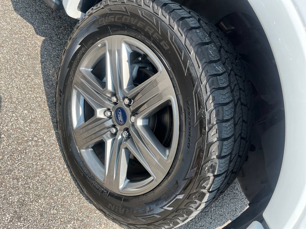Used 2020 Ford F150 XLT w/ Equipment Group 302A Luxury RWD image 40