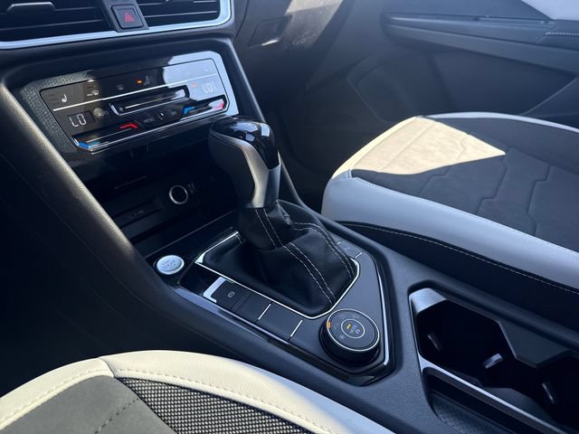 New 2026 Volkswagen Taos SE AWD/4WD image 22
