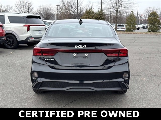 Used 2023 Kia Forte LXS image 3