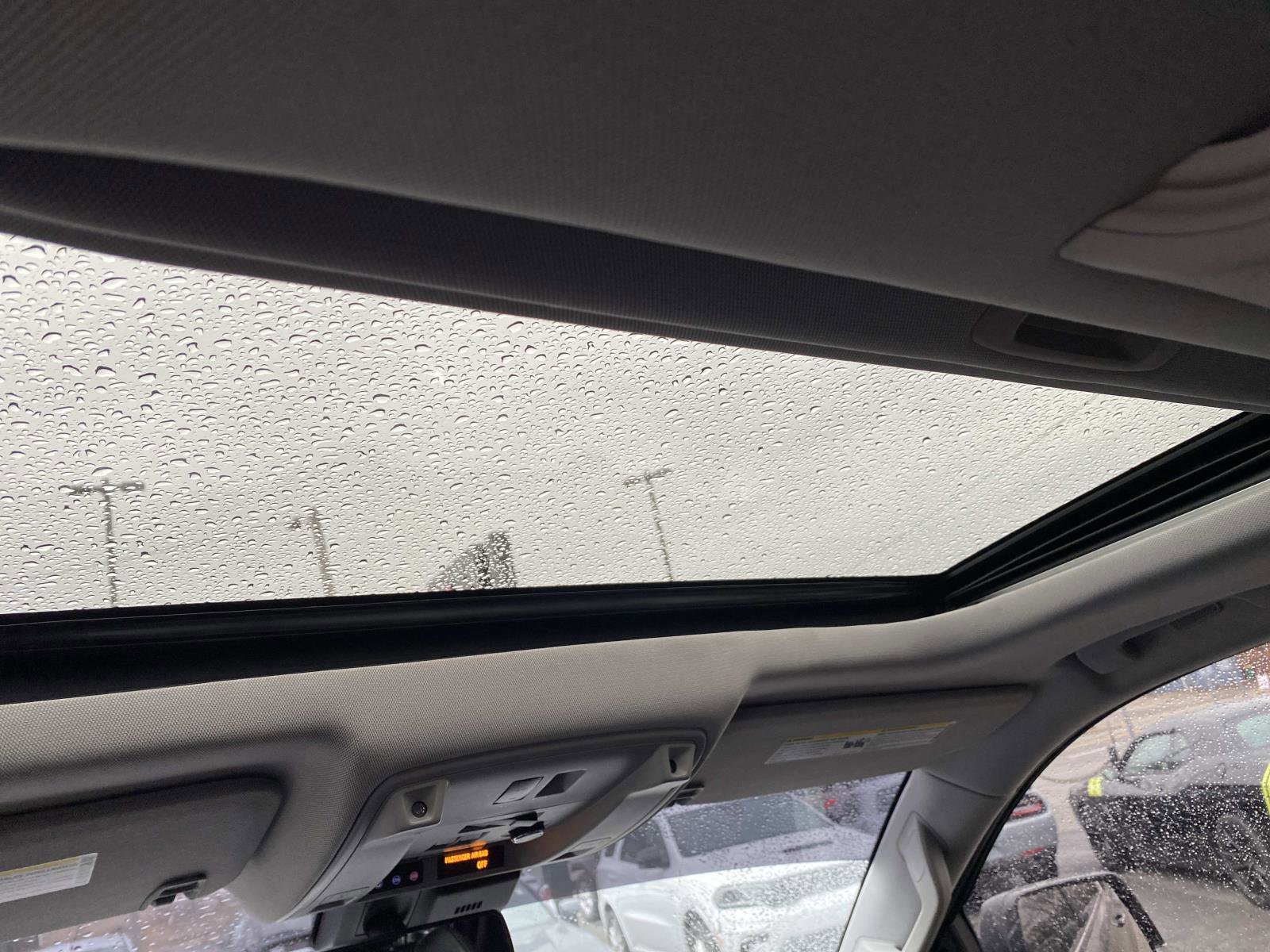 Used 2020 Cadillac Escalade ESV Luxury image 13