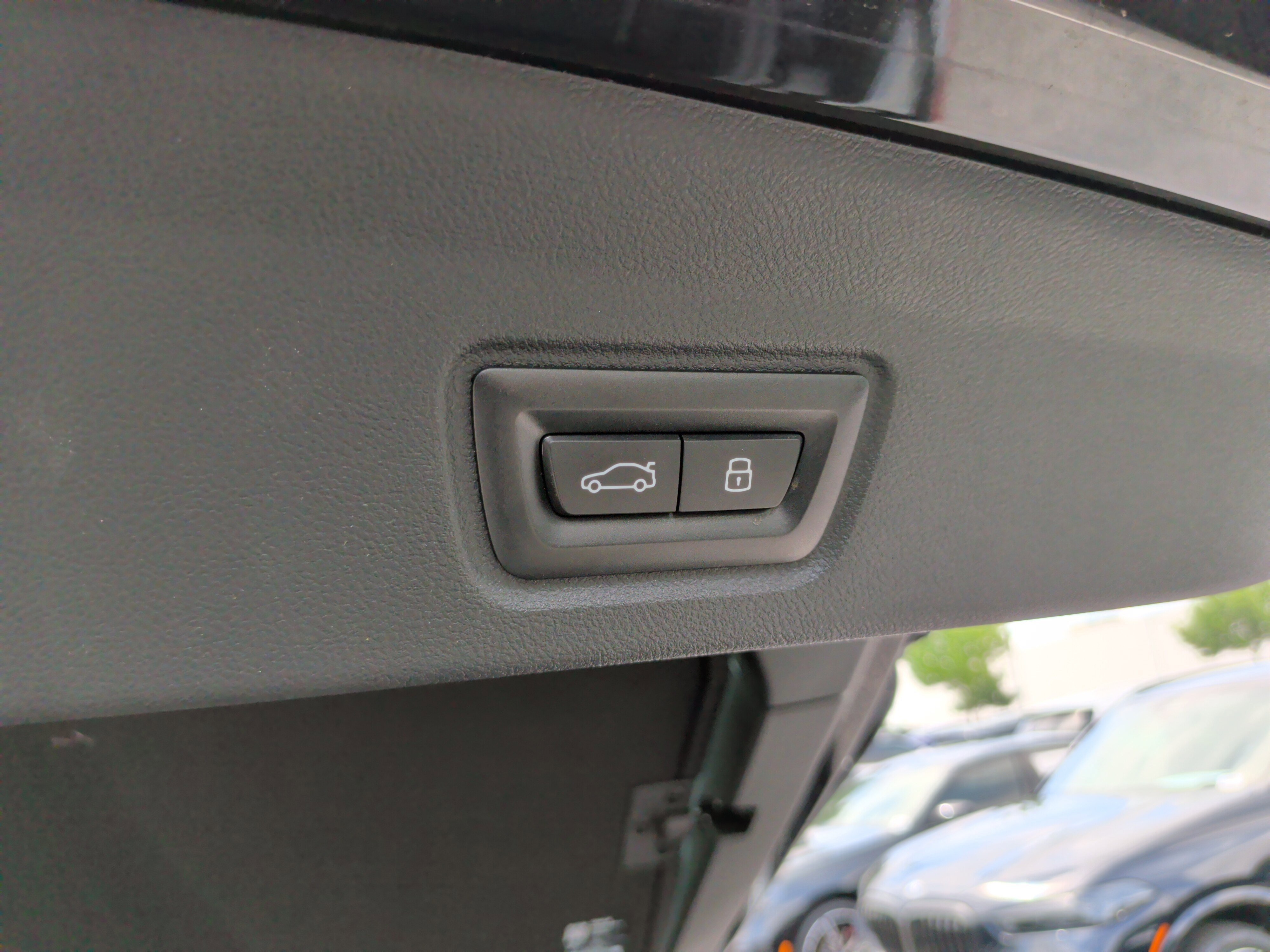 Used 2023 BMW i4 eDrive35 w/ Premium Package RWD image 41