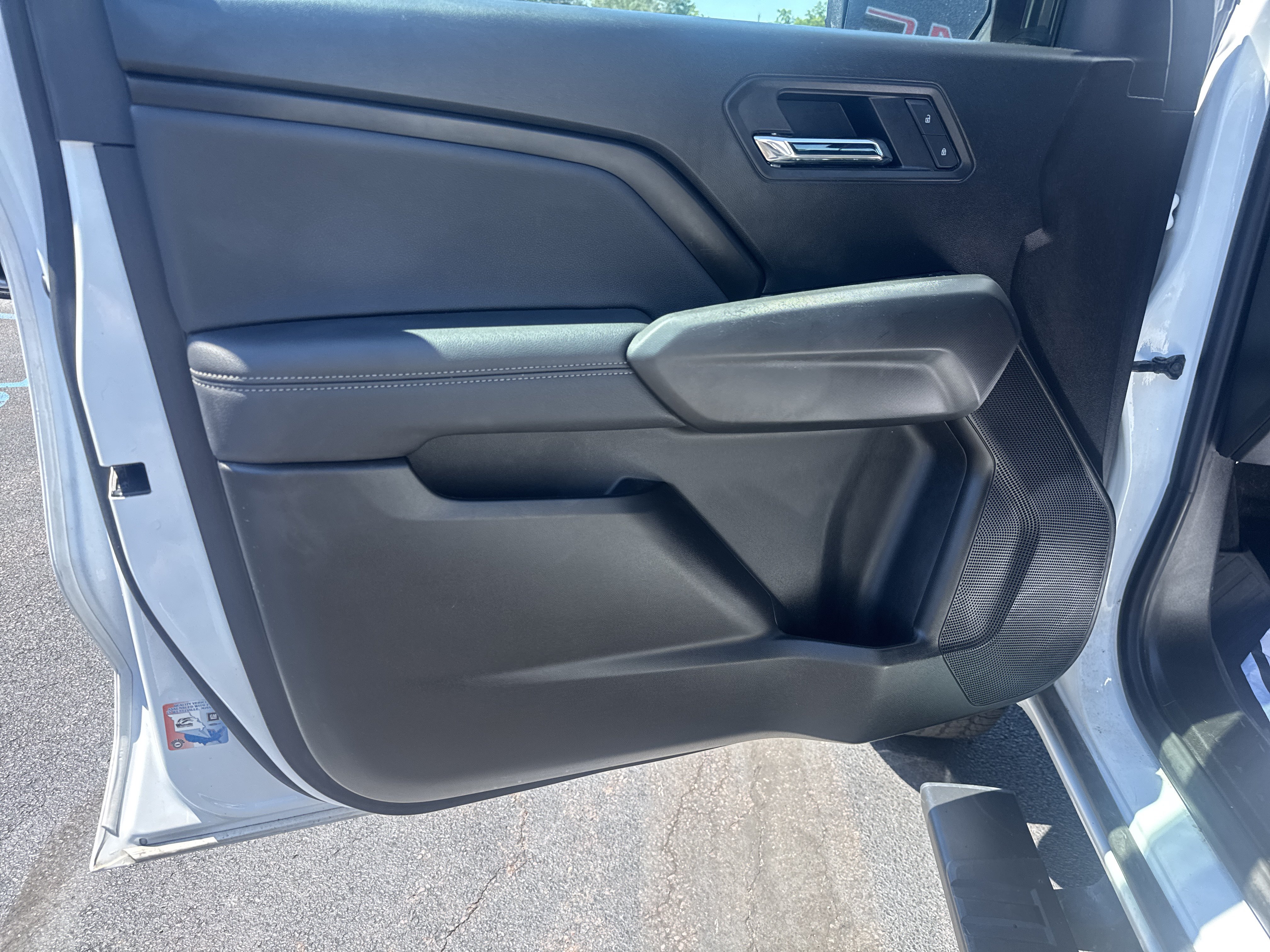 Used 2024 GMC Canyon Elevation w/ Convenience Package AWD/4WD image 17