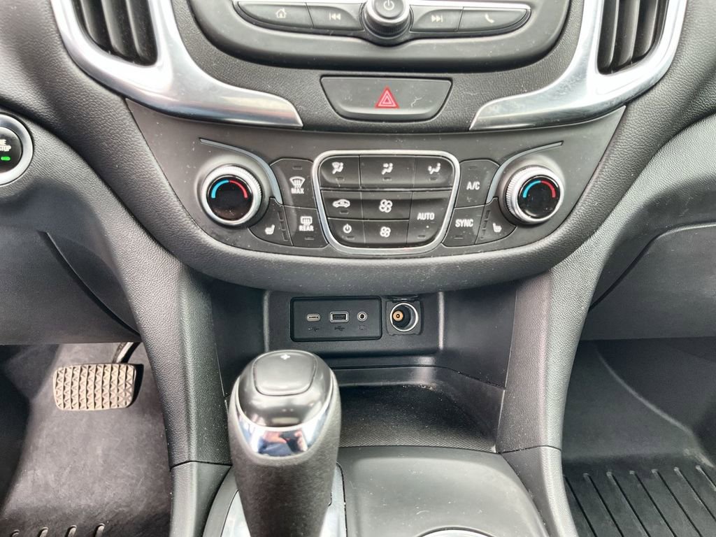 Certified 2021 Chevrolet Equinox LT AWD/4WD image 17
