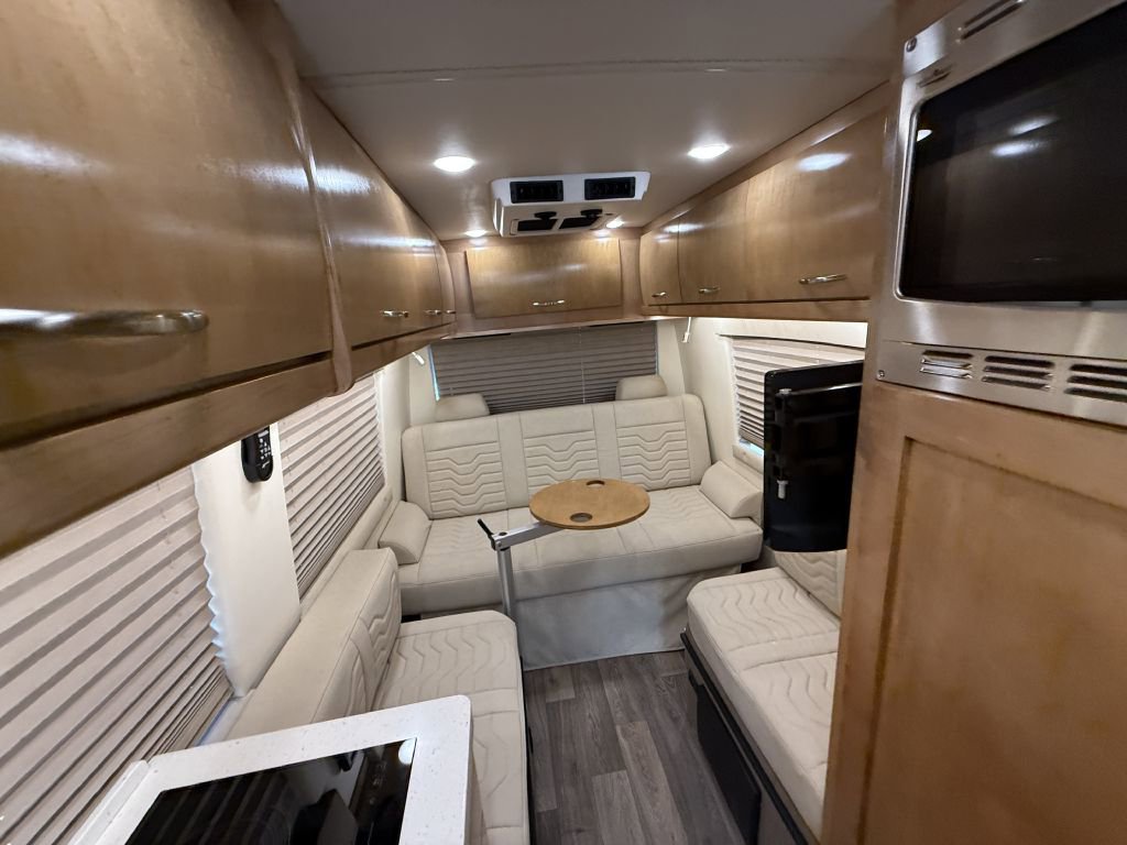 Used 2022 Mercedes-Benz Sprinter 3500 image 60