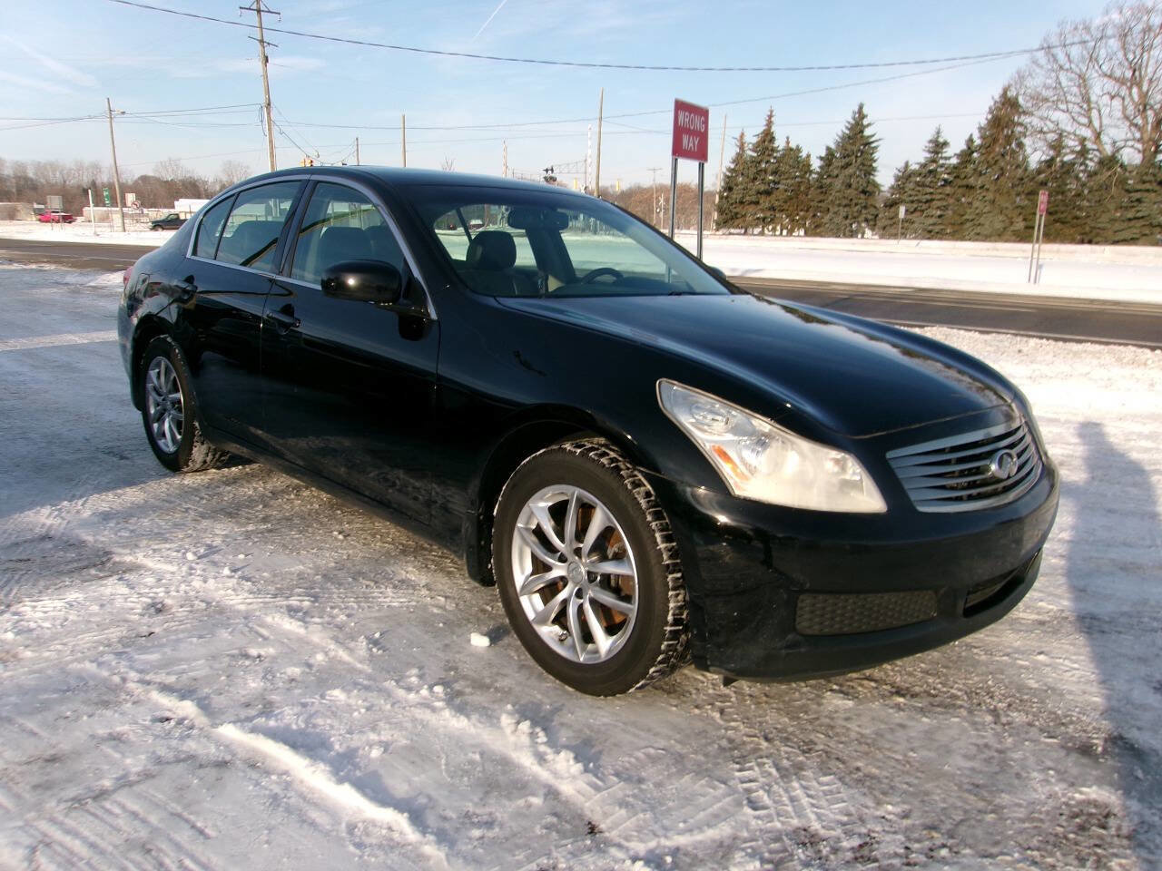 Used 2008 INFINITI G35 x Sedan w/ Premium Pkg image 2