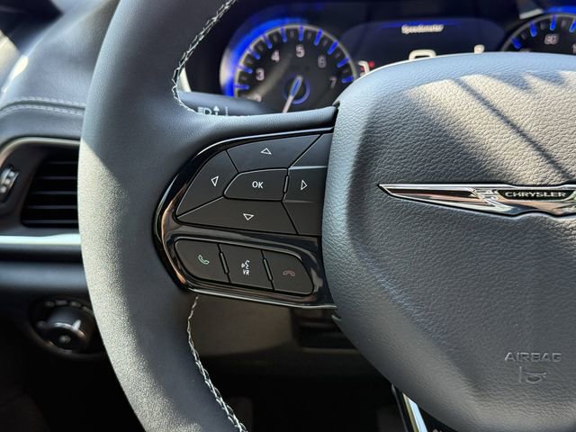 New 2026 Chrysler Pacifica Limited w/ S Appearance Package image 21