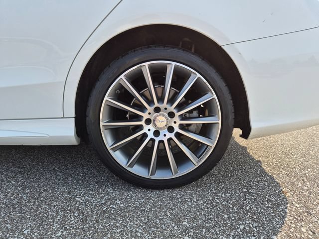 Used 2015 Mercedes-Benz C 300 4MATIC Sedan image 10