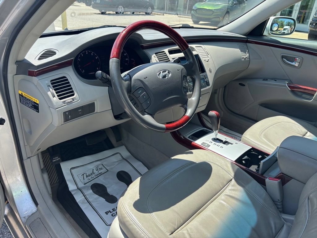 Used 2007 Hyundai Azera Limited FWD image 17