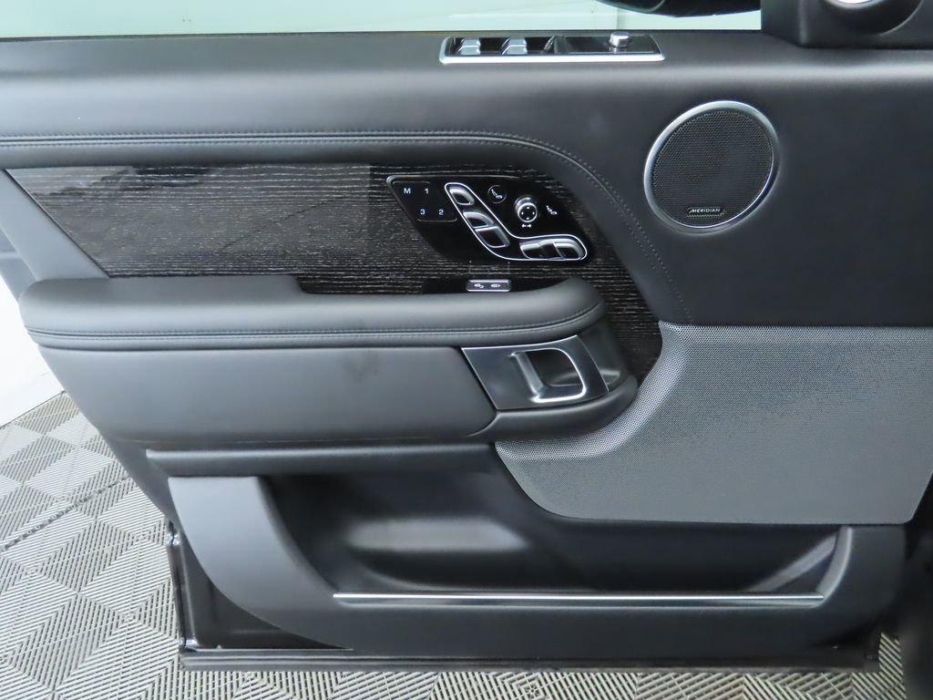 Certified 2021 Land Rover Range Rover Autobiography Fifty Edition image 25