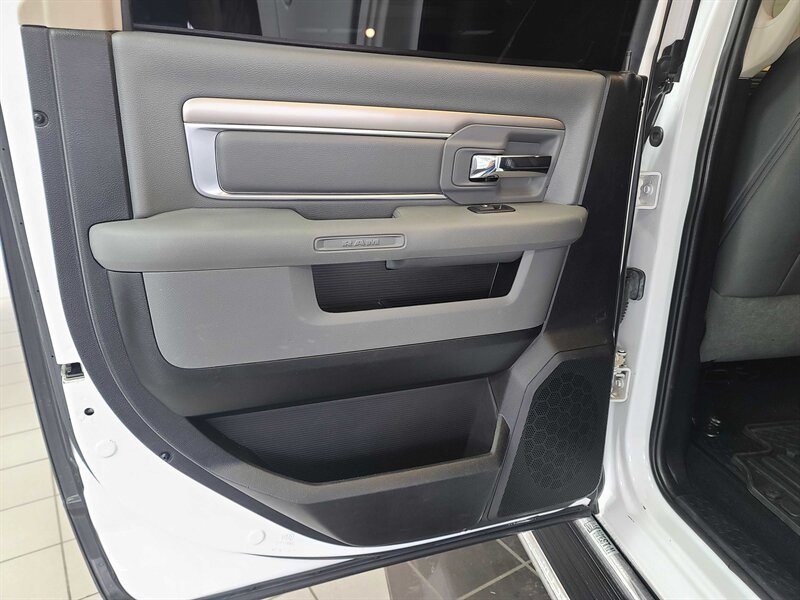 Used 2016 RAM 1500 Outdoorsman AWD/4WD image 11