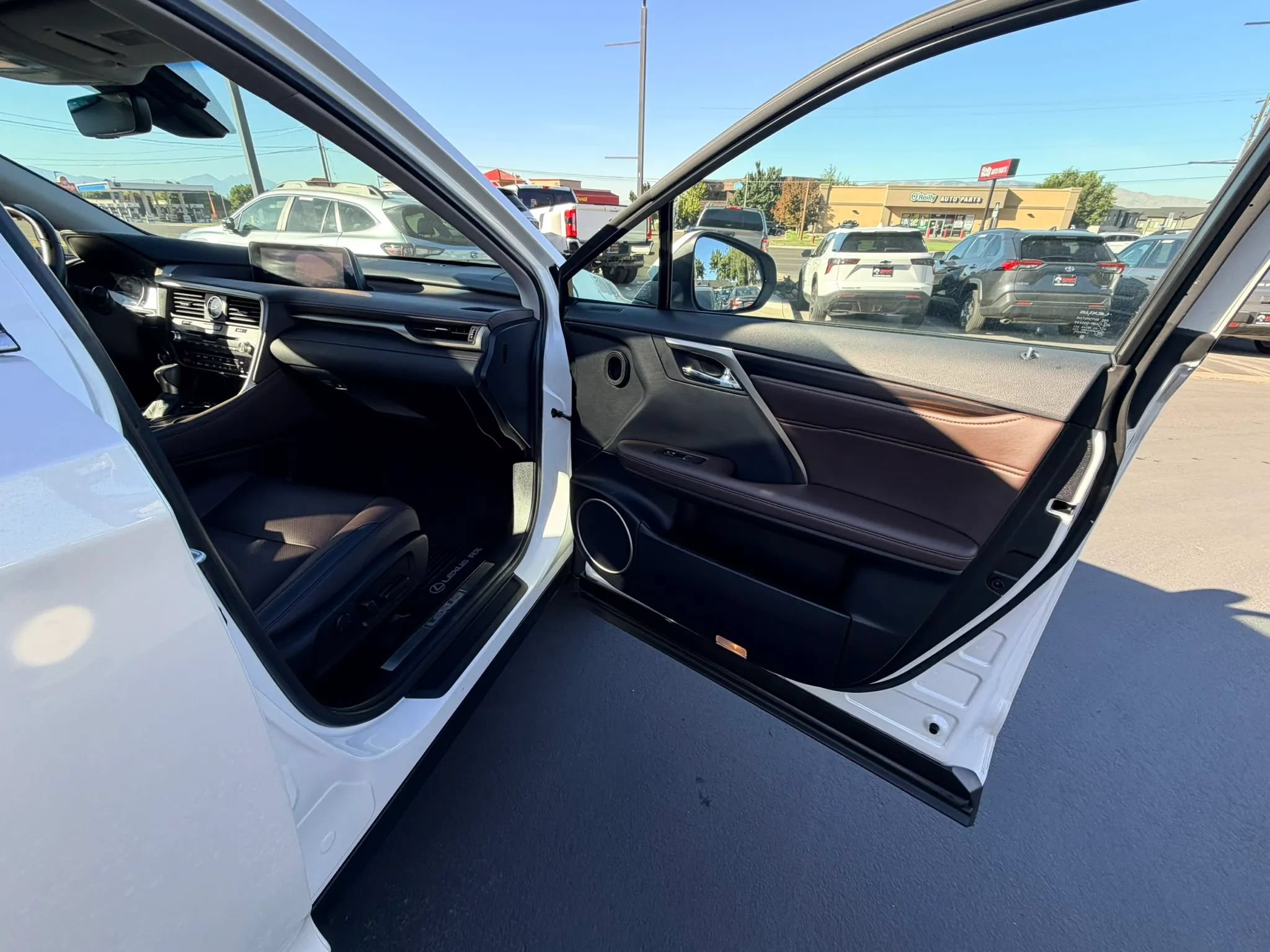 Used 2017 Lexus RX 350 AWD w/ Premium Package image 25