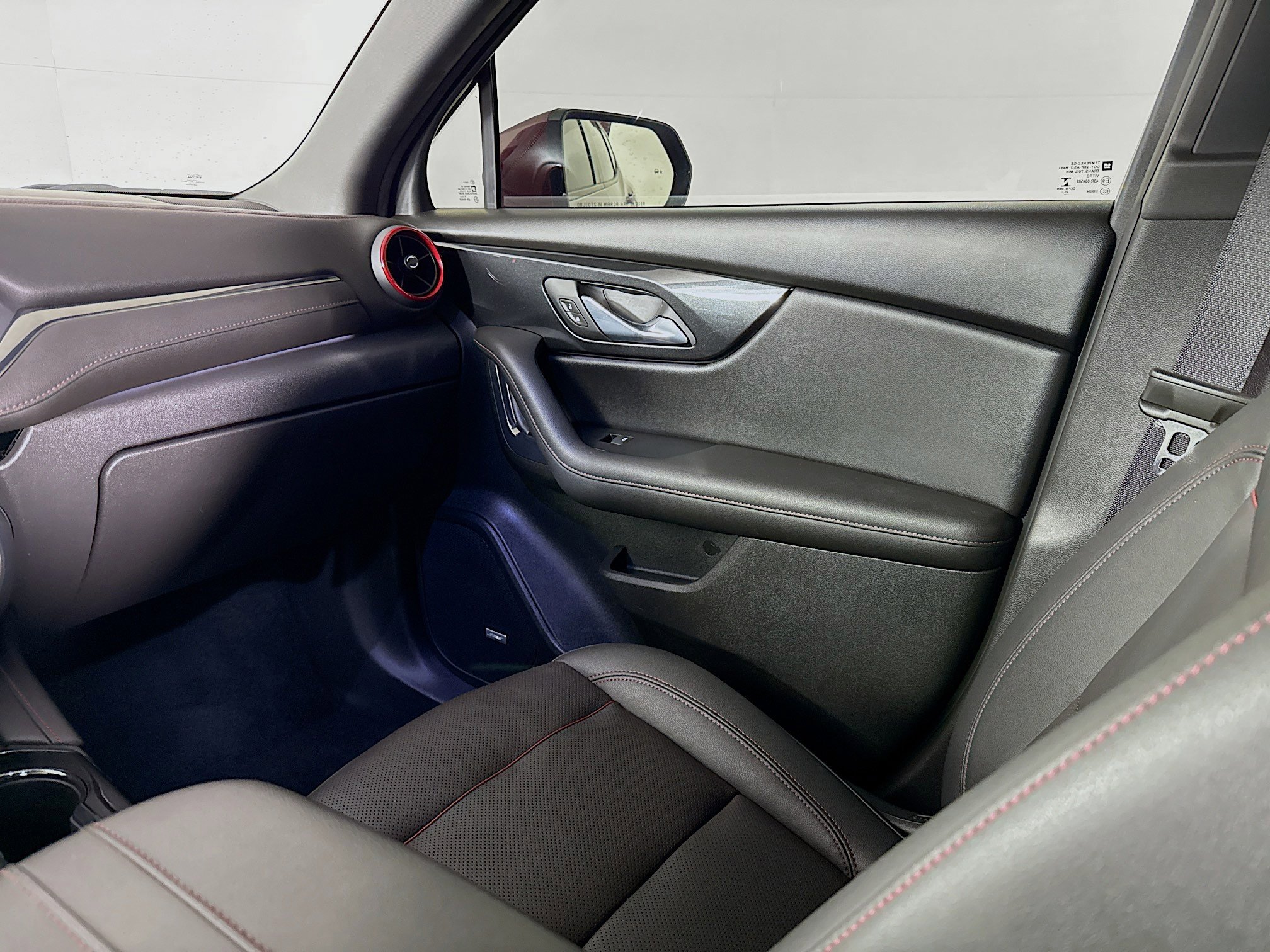 Used 2021 Chevrolet Blazer RS w/ Enhanced Convenience Package image 29