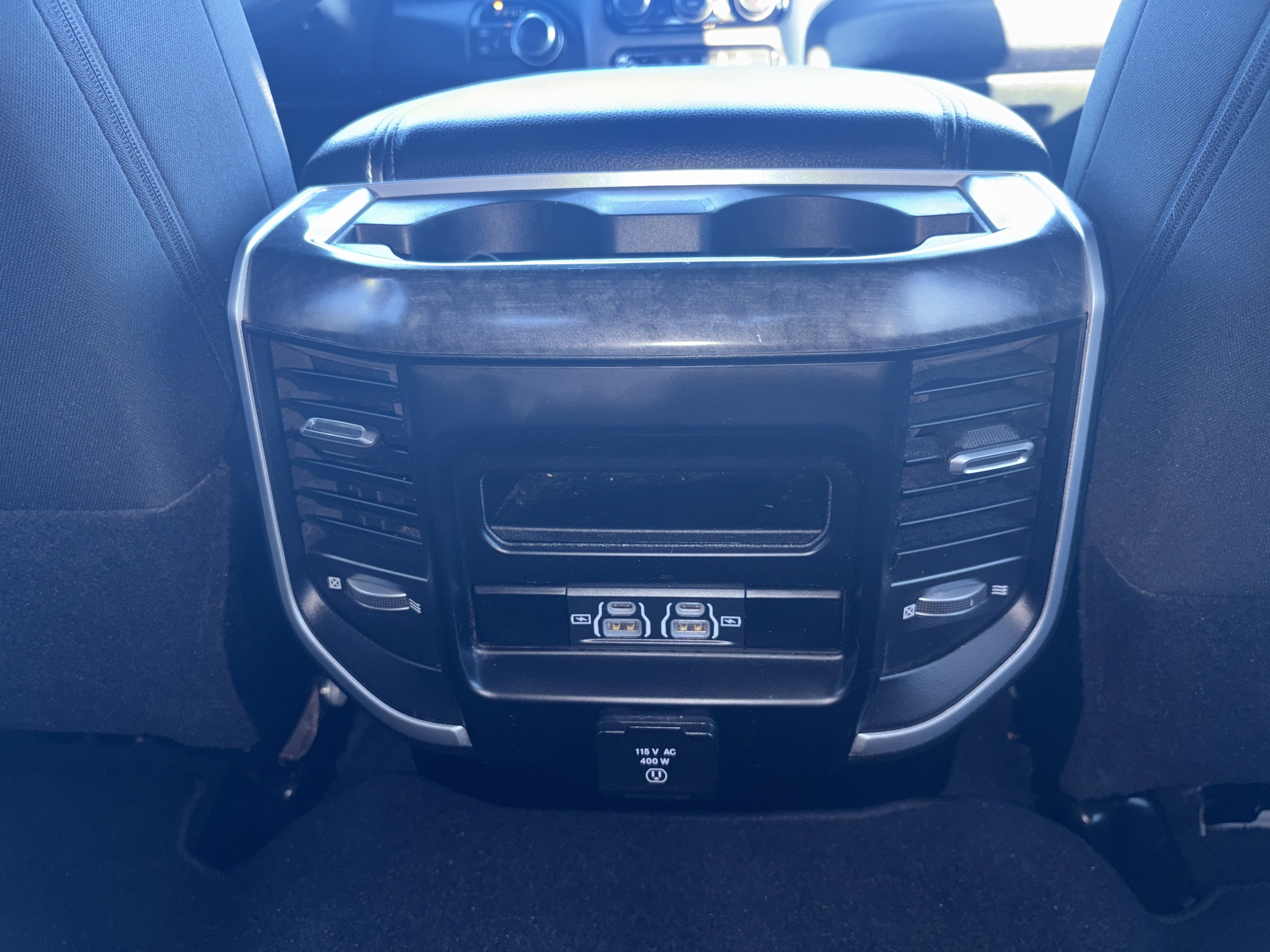 Used 2022 RAM 2500 Big Horn w/ Level C Equiment Group image 17