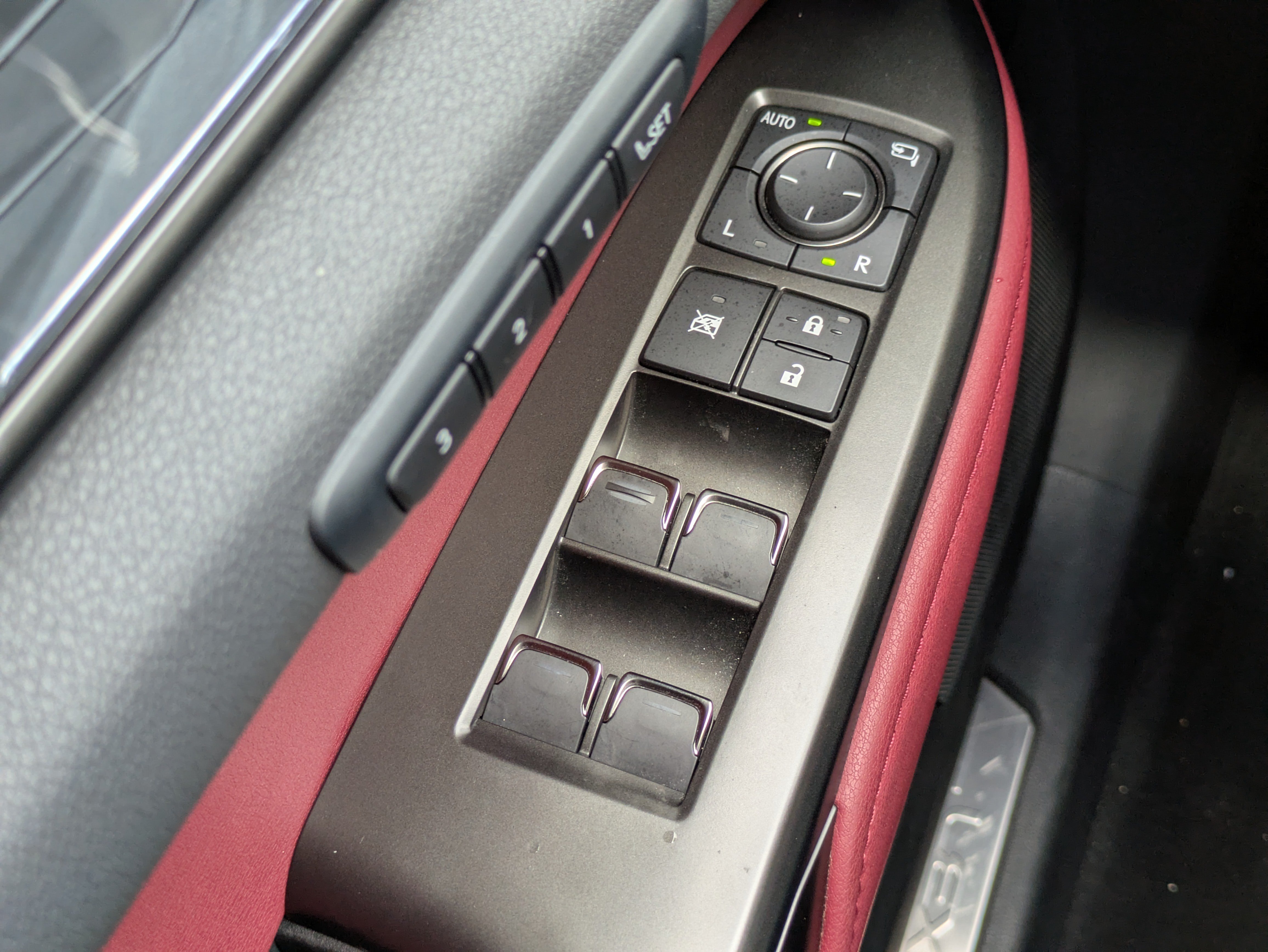 Used 2025 Lexus NX 350 AWD w/ Accessory Package (Z2) image 23