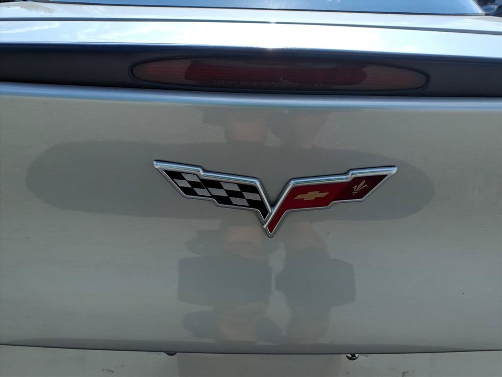 Used 2008 Chevrolet Corvette Coupe w/ Preferred Equipment Group RWD image 15