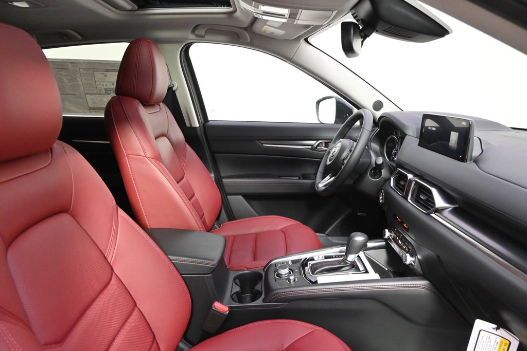 New 2025 MAZDA CX-5 Carbon Edition image 16