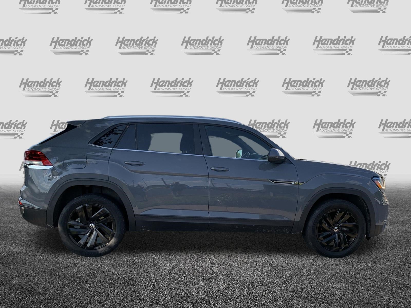 Used 2023 Volkswagen Atlas Cross Sport SE w/ Black Wheel Package FWD image 11