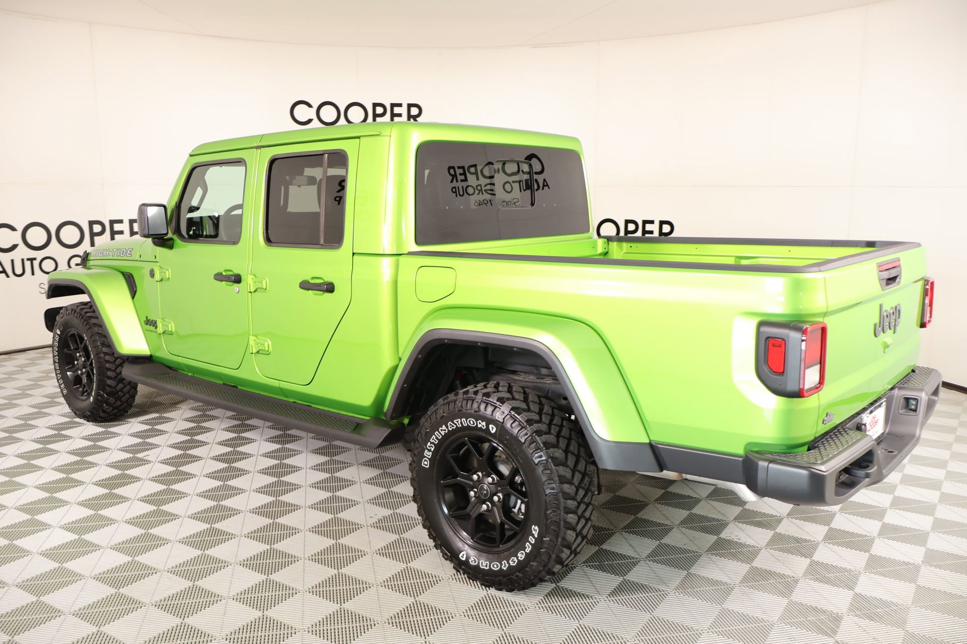 New 2025 Jeep Gladiator Sport AWD/4WD image 22