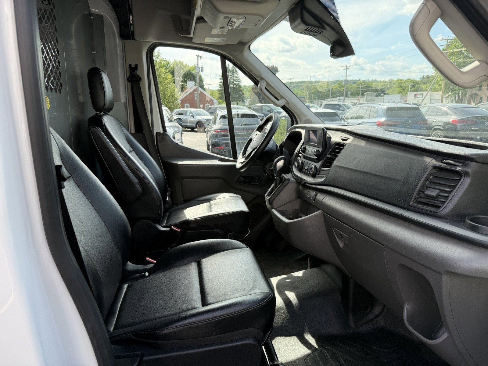 Used 2020 Ford Transit 350 Medium Roof RWD image 17