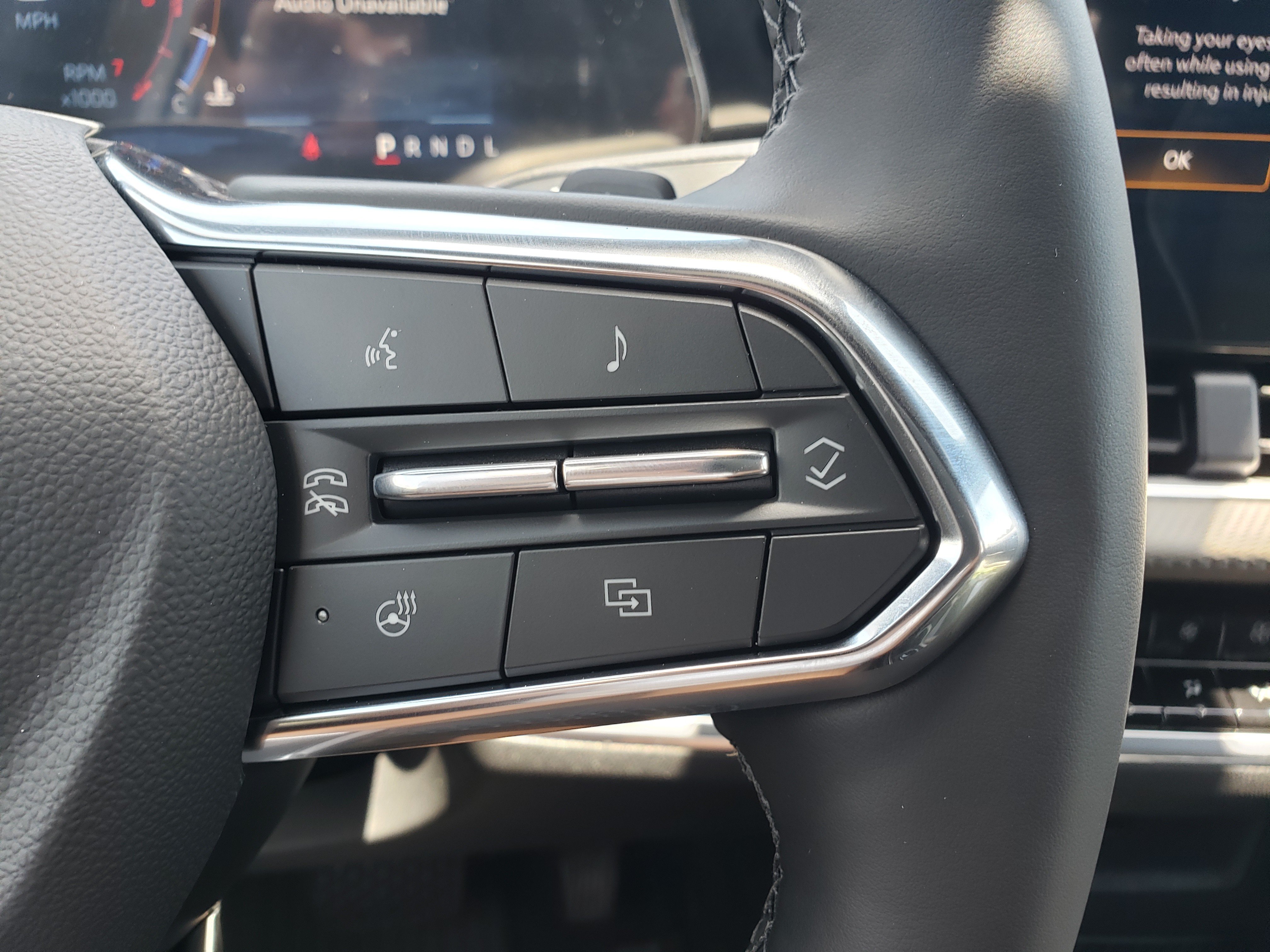 New 2026 Chevrolet Equinox LT w/ Convenience Package II FWD image 17