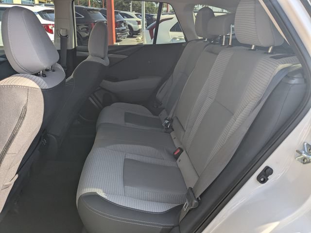 Used 2023 Subaru Outback Premium AWD/4WD image 12
