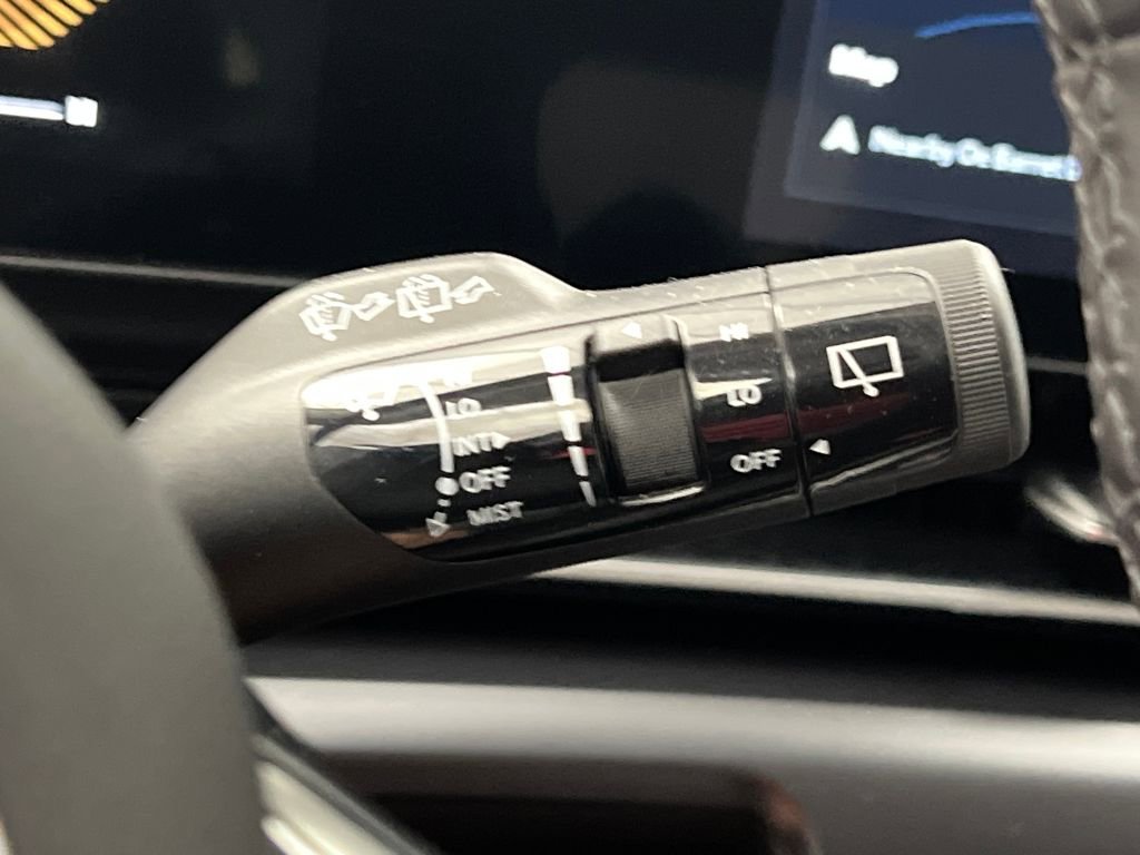 Used 2025 Kia Carnival image 58