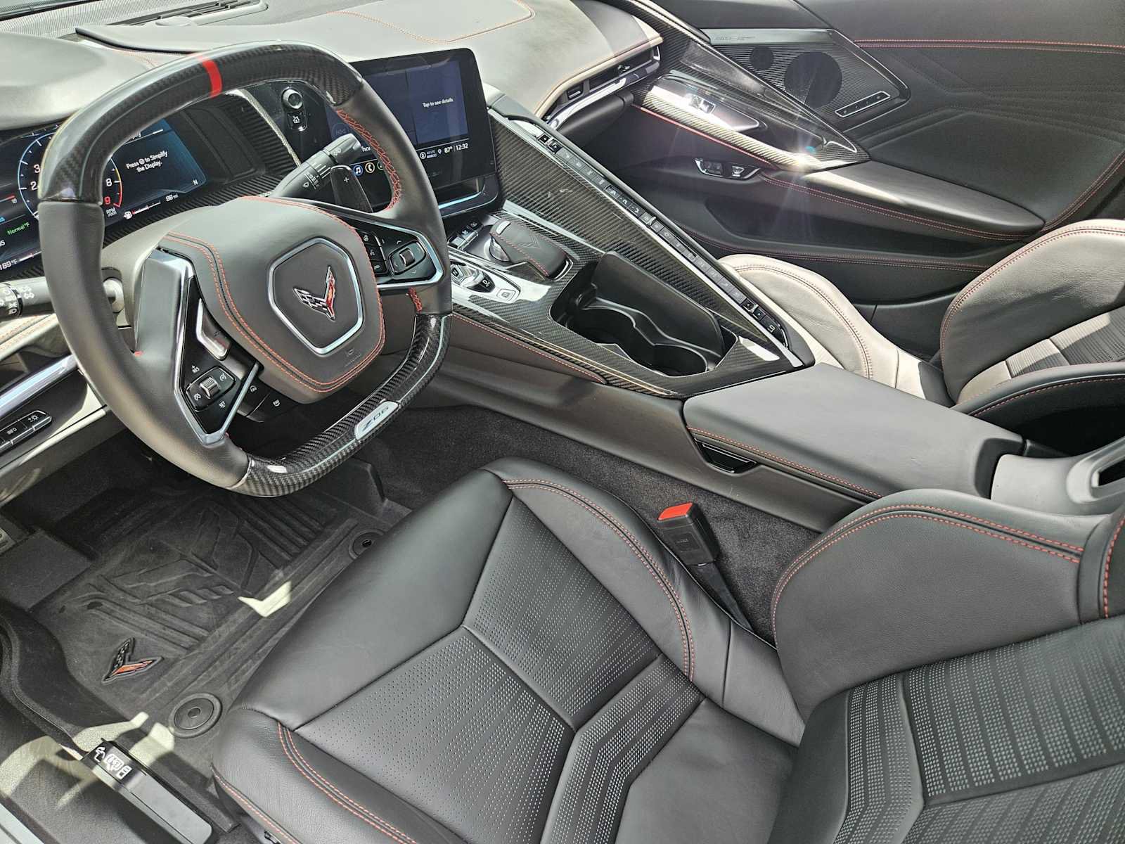 Used 2023 Chevrolet Corvette Z06 w/ Stealth Interior Trim Package RWD image 26