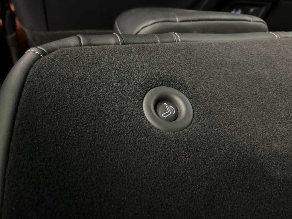 Used 2023 INFINITI QX60 Luxe w/ Vision Package image 33