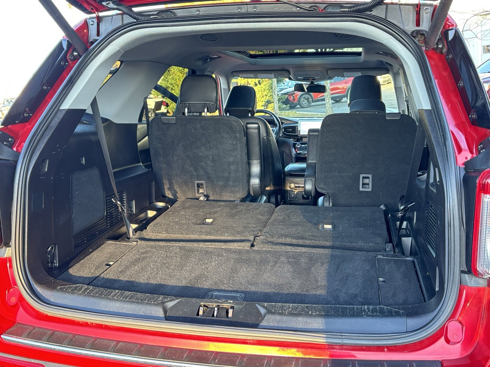 Used 2021 Ford Explorer Limited w/ Equipment Group 301A image 19