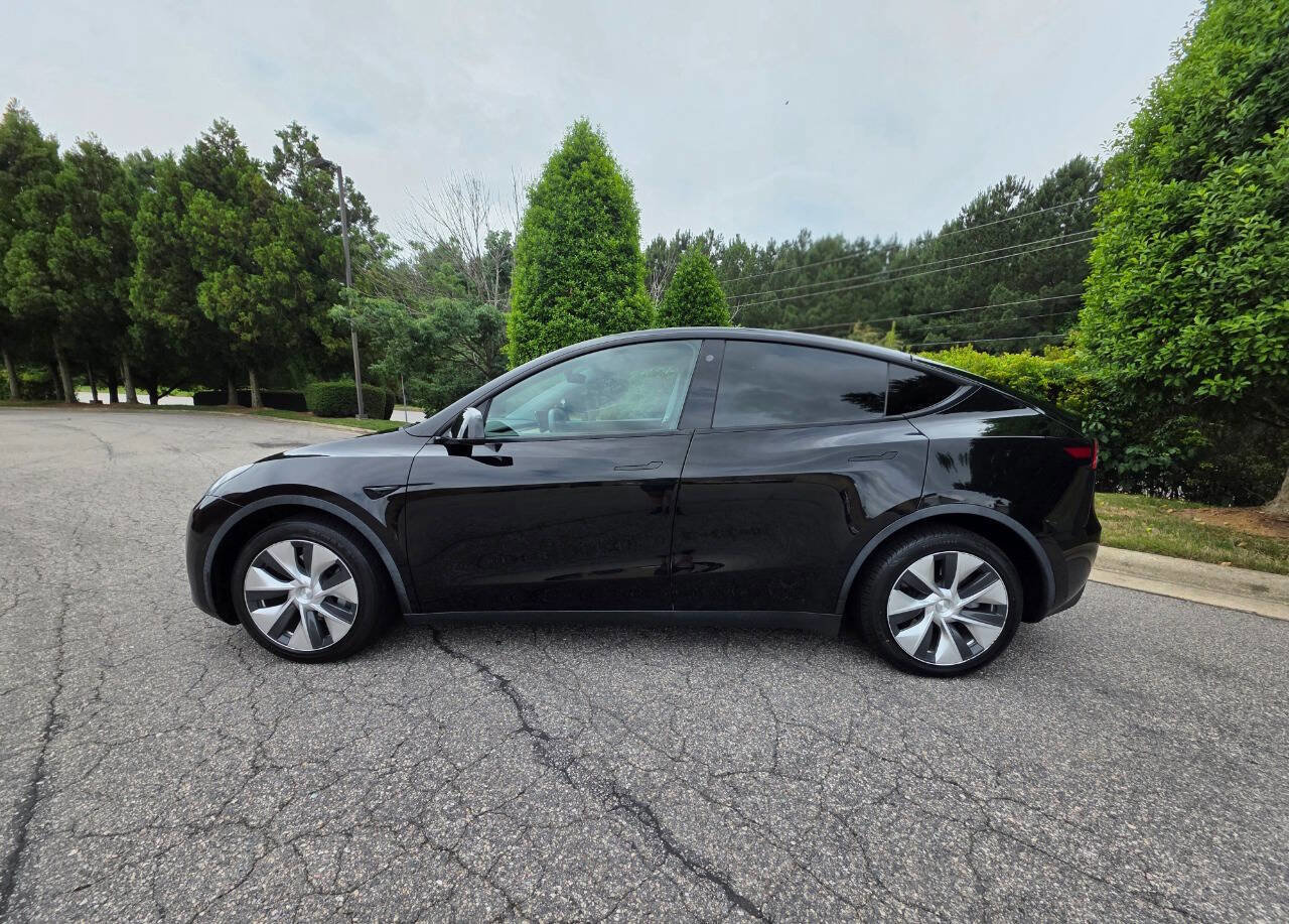 Used 2021 Tesla Model Y Long Range AWD/4WD image 2