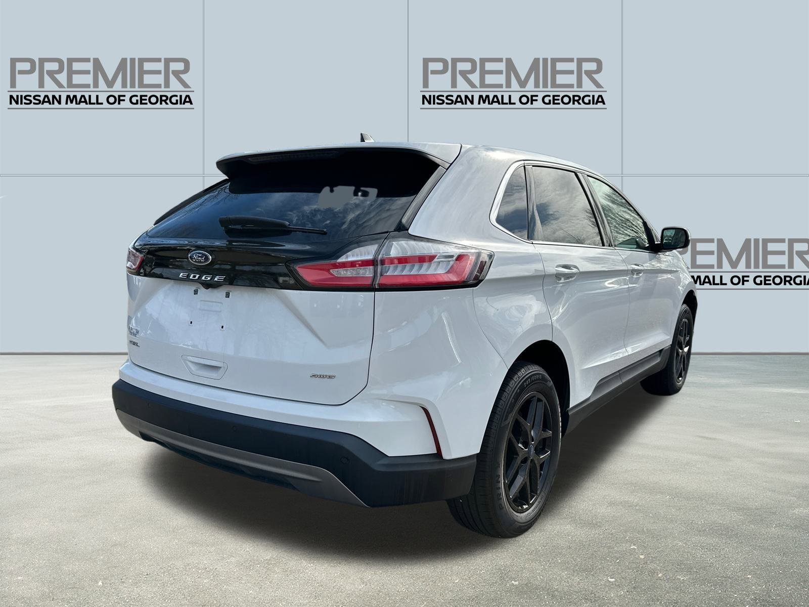 Used 2022 Ford Edge SEL image 5