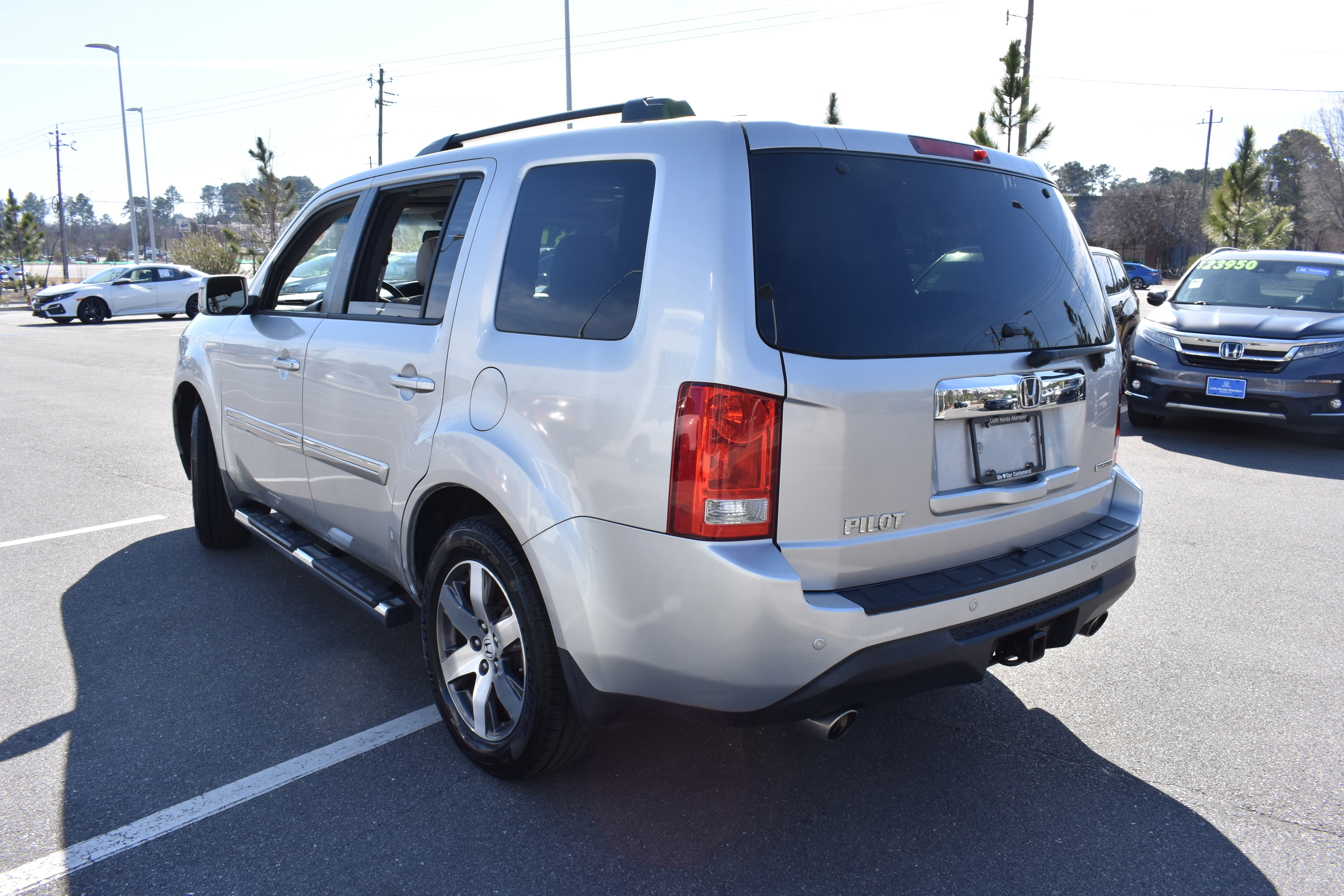 Used 2012 Honda Pilot Touring image 7