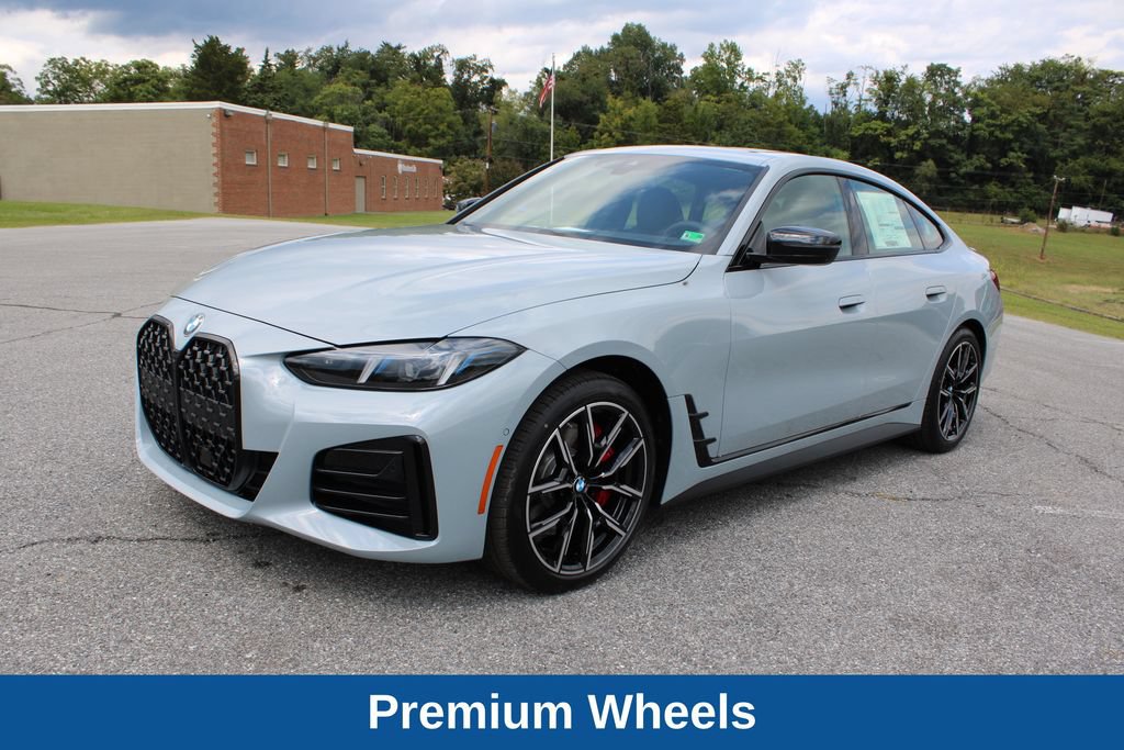 Used 2026 BMW 430i xDrive w/ M Sport Package AWD/4WD image 6