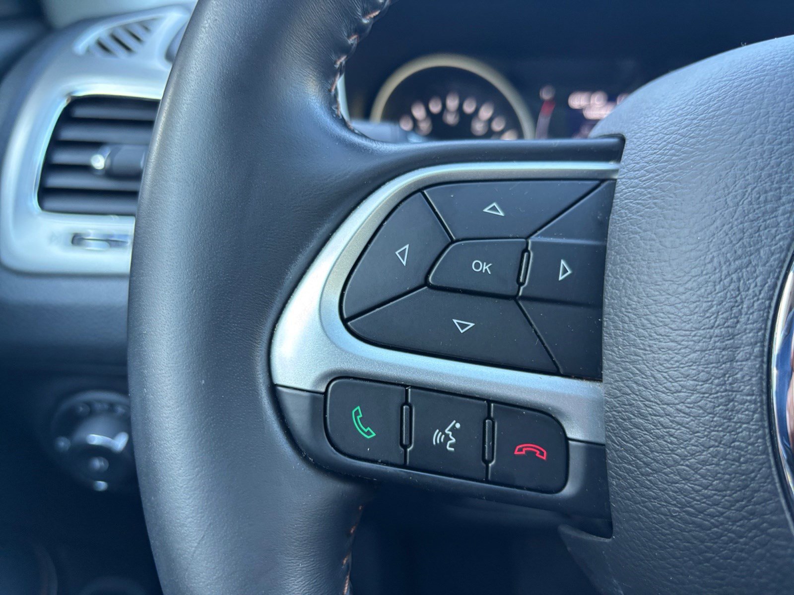 Used 2020 Jeep Compass Latitude image 18