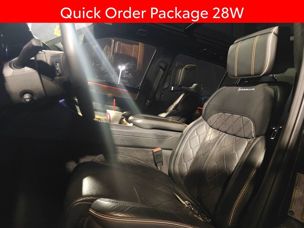 Used 2024 Jeep Grand Wagoneer L Series III w/ Rear Seat Video Group 1 image 9