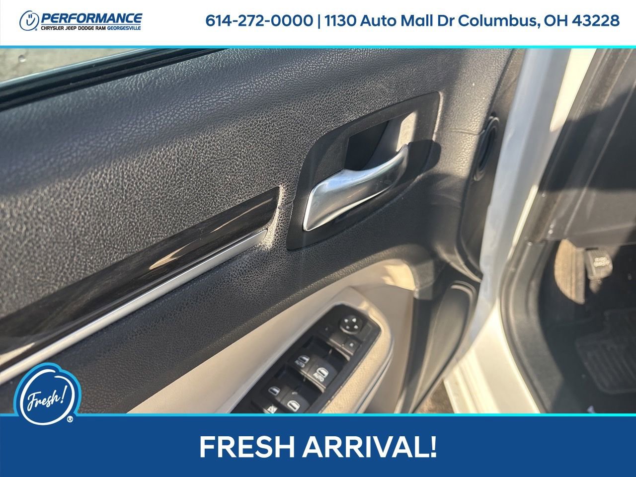 Used 2019 Chrysler 300 Touring L w/ Quick Order Package 22F image 16